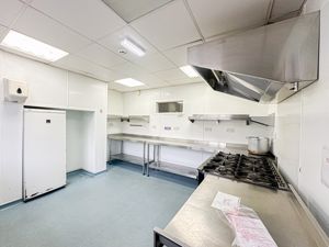 Photo 31- click for photo gallery